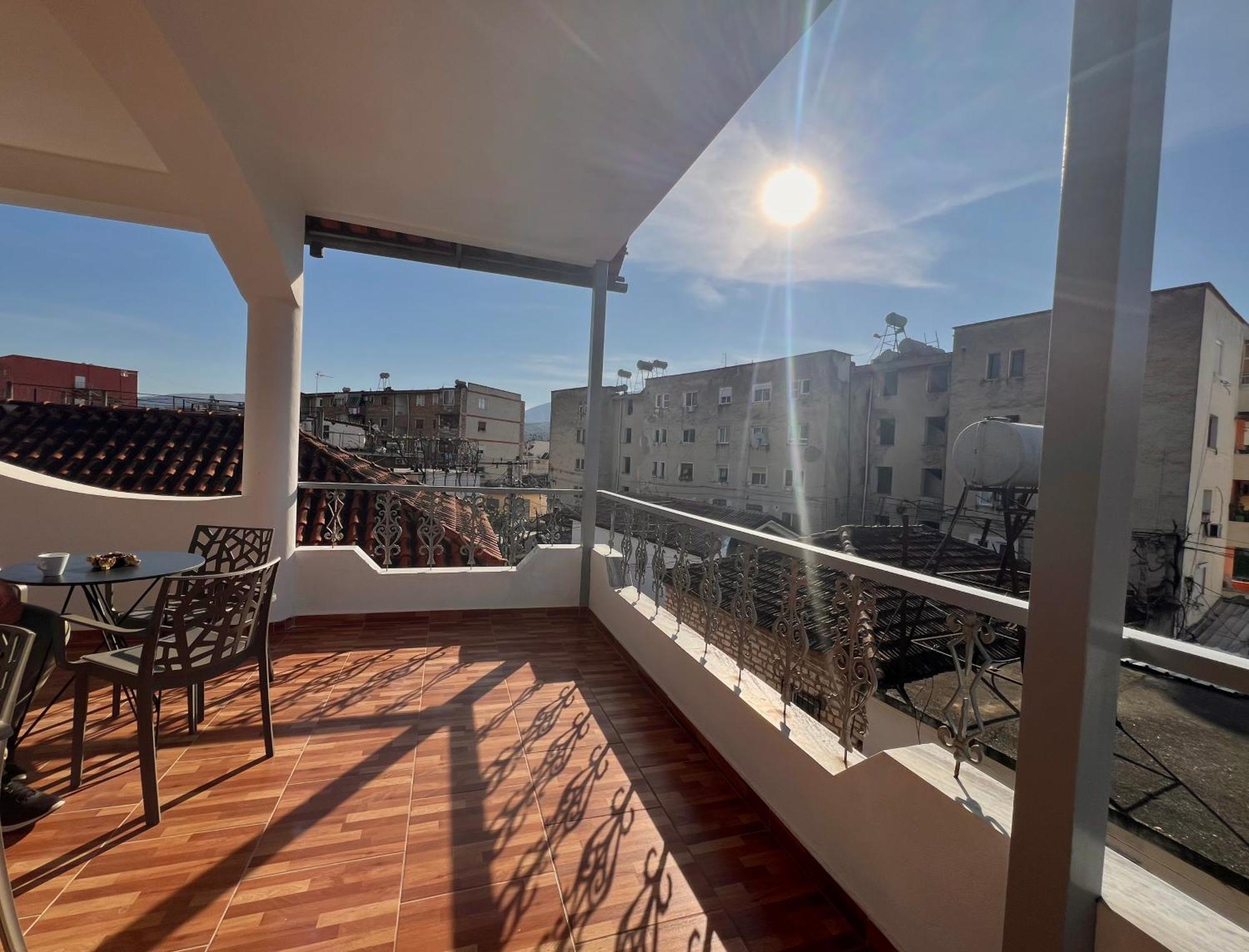 Villa Ensalv Berat - Apartment - Room - Penthouse מראה חיצוני תמונה